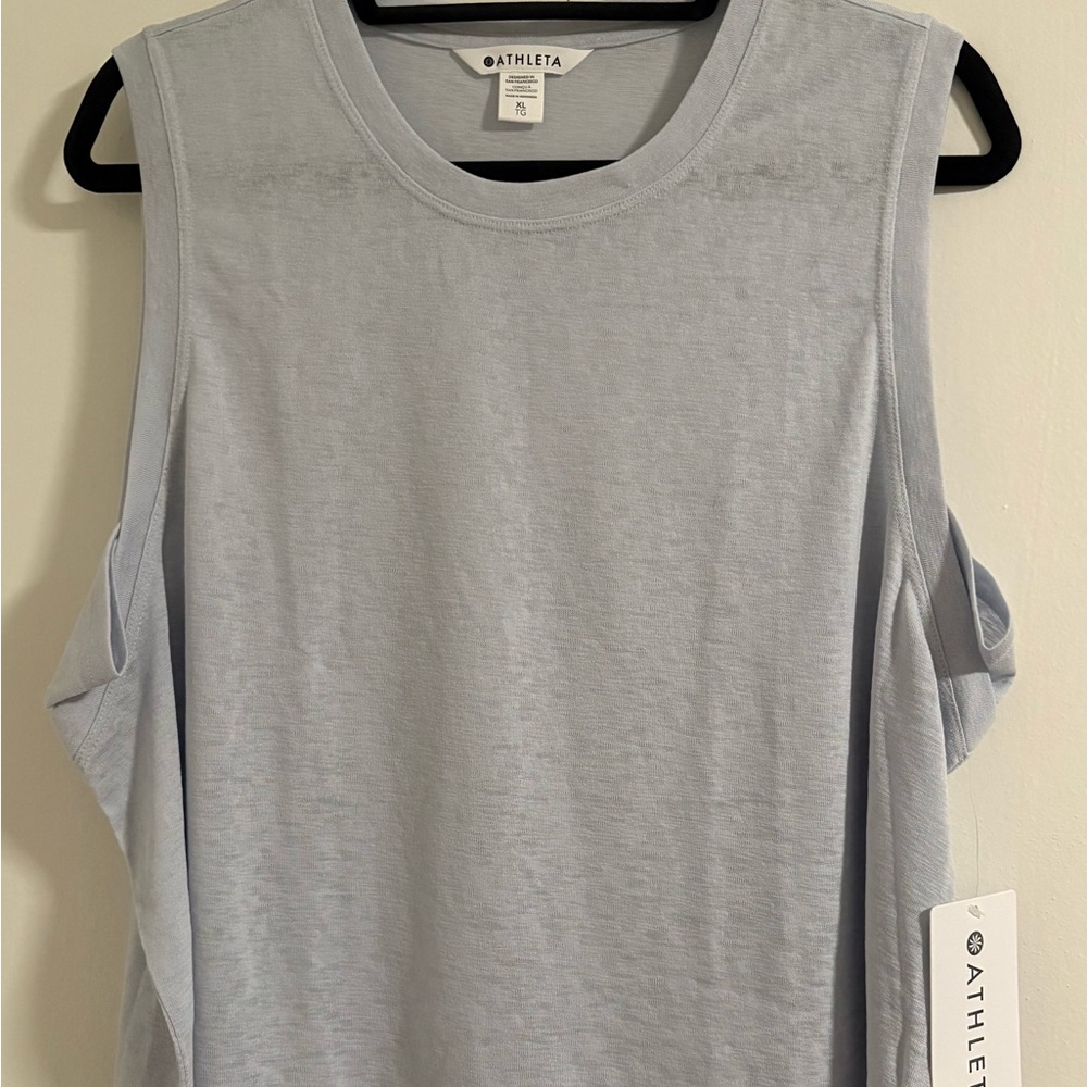 Athleta Breezy Muscle Tank Top - XL
